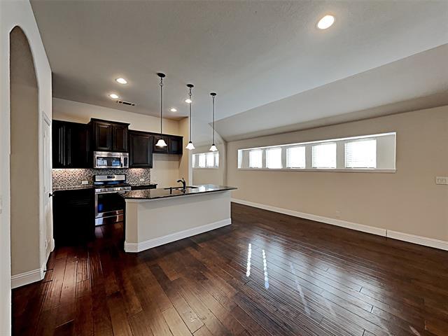 Building Photo - 9208 Vineyard Ln