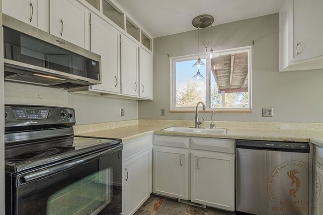 Building Photo - 1910 N 26th St