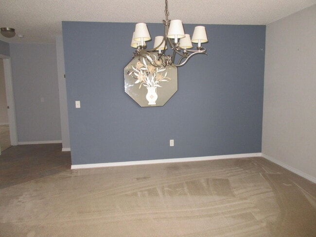 Building Photo - 8130 Country Bay Blvd