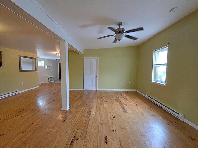 Building Photo - 206 2nd Ave