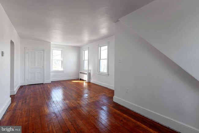 Building Photo - 401 Morgan Ave