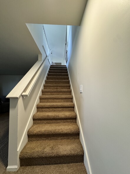 Building Photo - 18025 Lisbon Dr