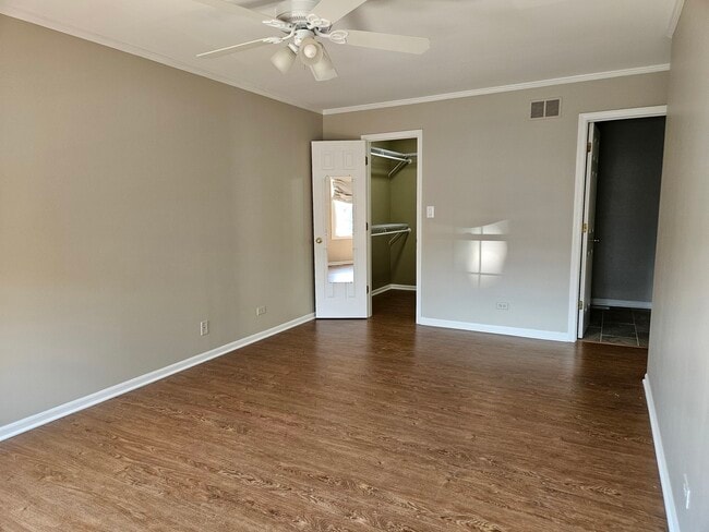 Building Photo - 1745 Ennis Ln