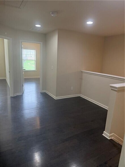 Building Photo - 1552 Brookmere Way