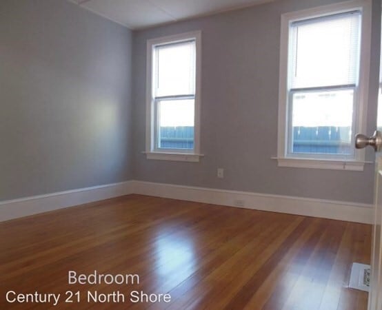 Building Photo - 5 Pearl St