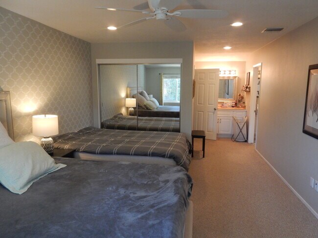 Building Photo - 1934 Buell Ct