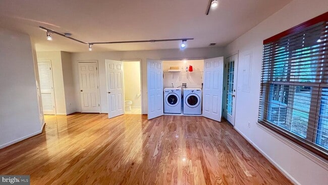 Building Photo - 4100 Flower Box Ct