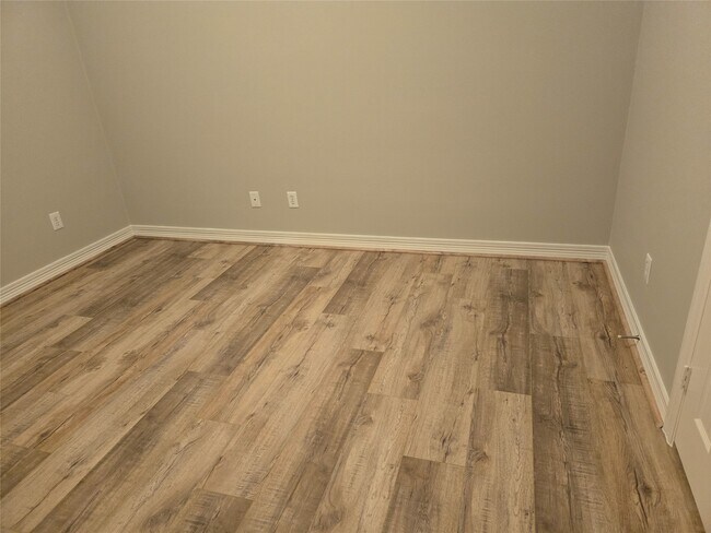 Building Photo - 3910 Champion Creek Ln