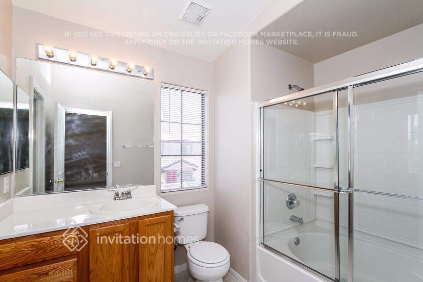 Building Photo - 727 Piercey Ct