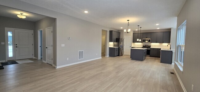 Building Photo - 3375 Buckeye Trl