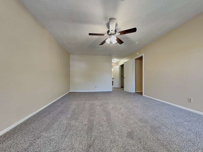 Building Photo - 1115 Misty Lea Ln