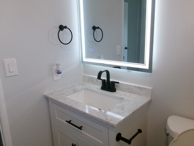 Building Photo - 4 Gentle Ben Path