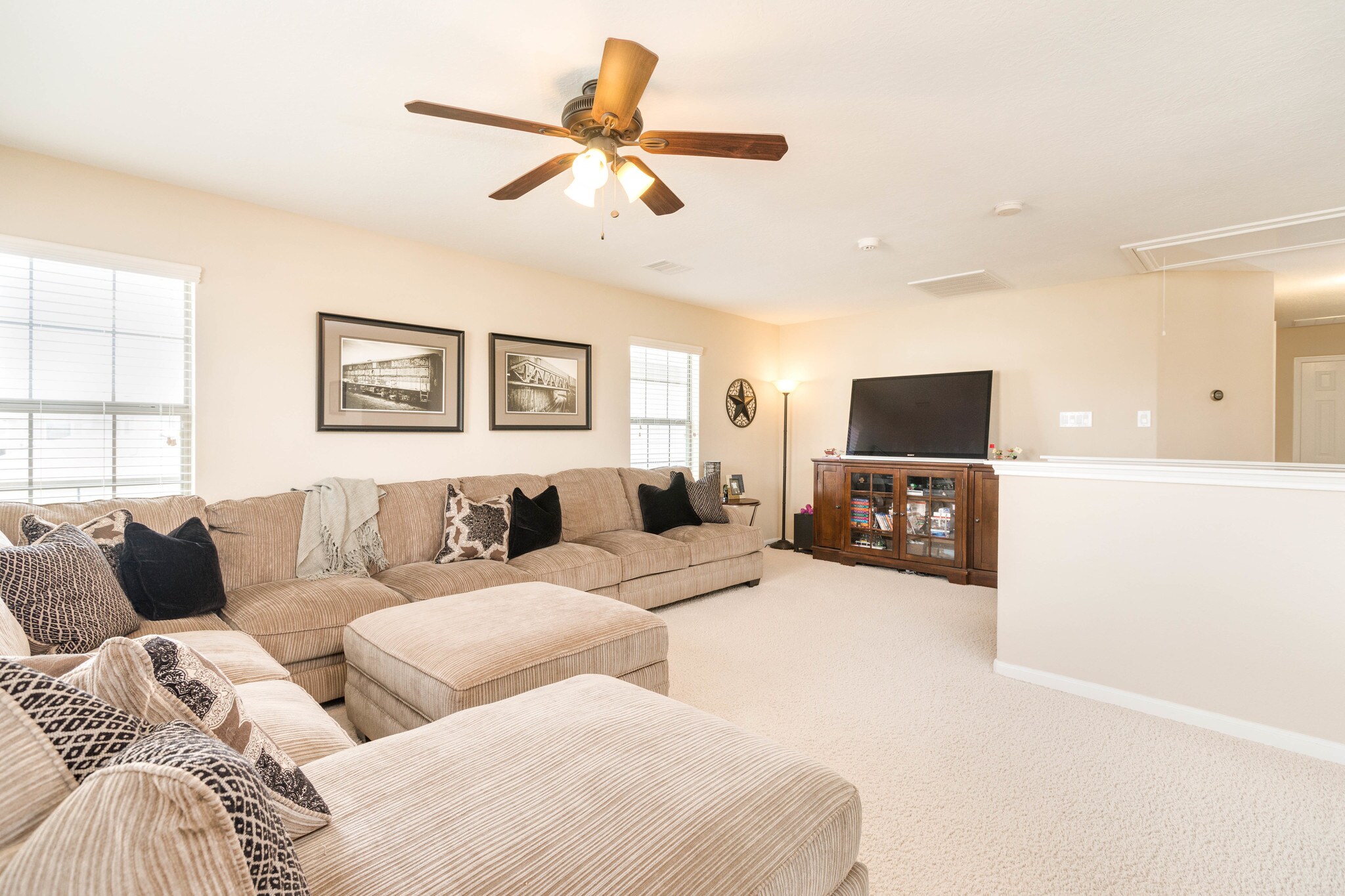 Game room upstairs - 2635 Skyview Knoll Ct