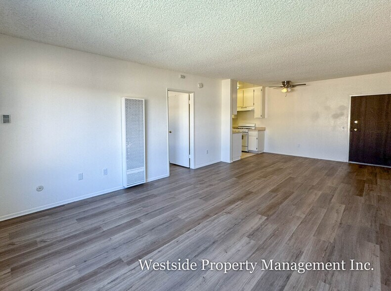 Building Photo - 6253 Luxury Apartments