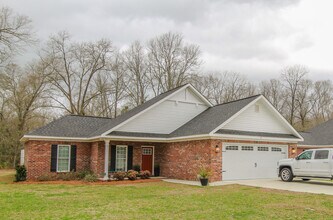 Building Photo - 17 Grove Cir
