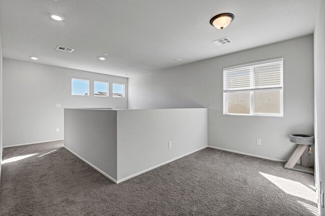 Building Photo - GORGEOUS TOWNHOME BUILT IN 2020 LOCATED IN A GATED COMMUNITY!