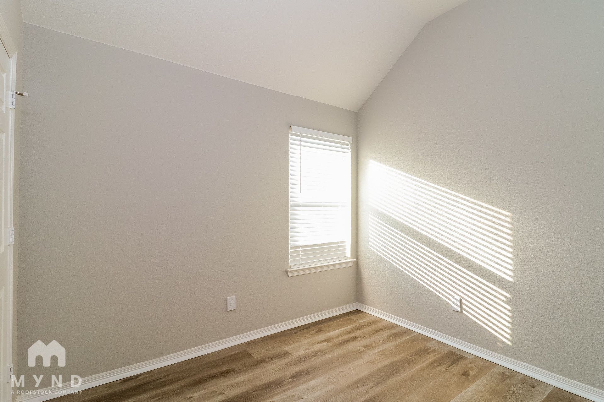 Building Photo - 7104 Stewart Ln