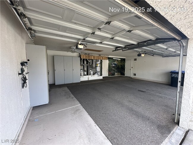 Building Photo - 398 Decareo Ct