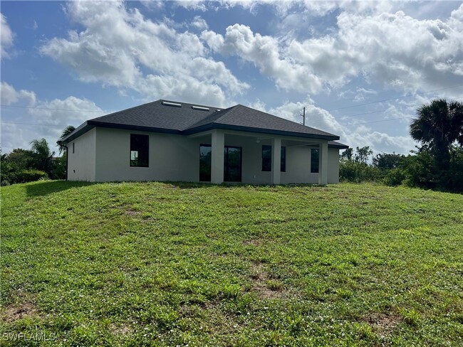Building Photo - 2019 NW 17th St