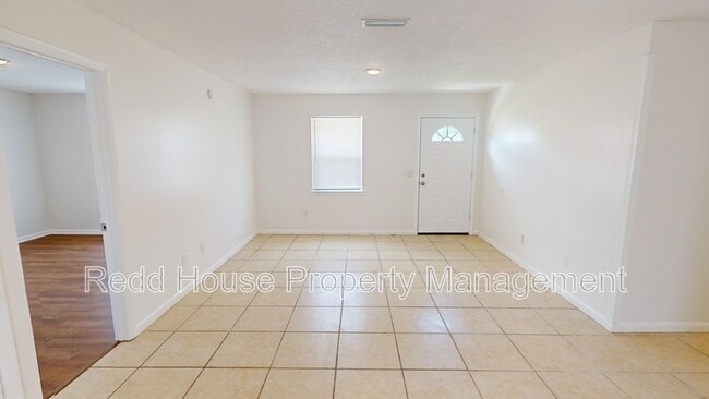 Building Photo - 204 Lowery St