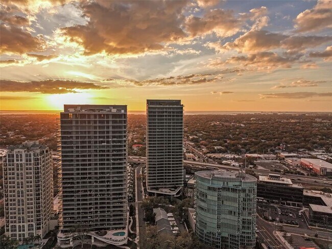 Building Photo - 3015 S Ysabella Ave