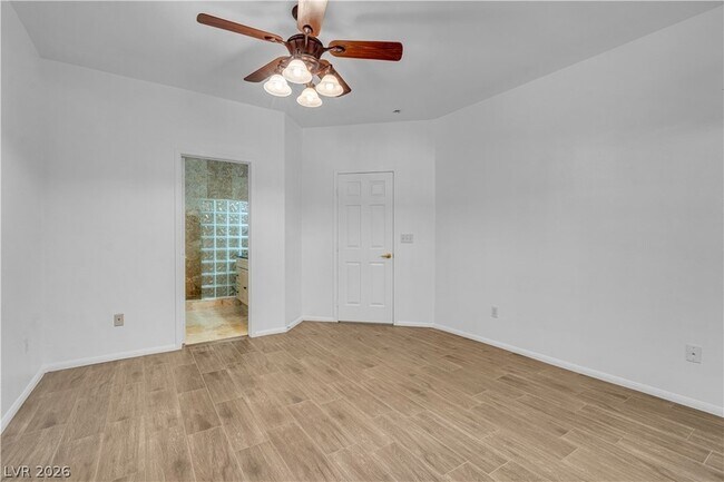 Building Photo - 2050 W Warm Springs Rd
