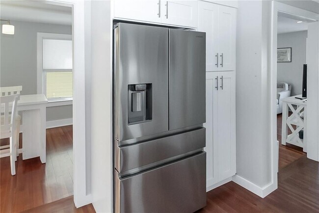 Building Photo - 1 Conrad Ct