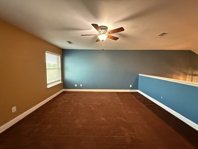 Building Photo - 117 Hanover St