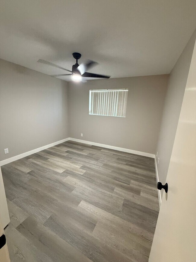 Building Photo - Remodeled 3 Bedroom Home Tempe