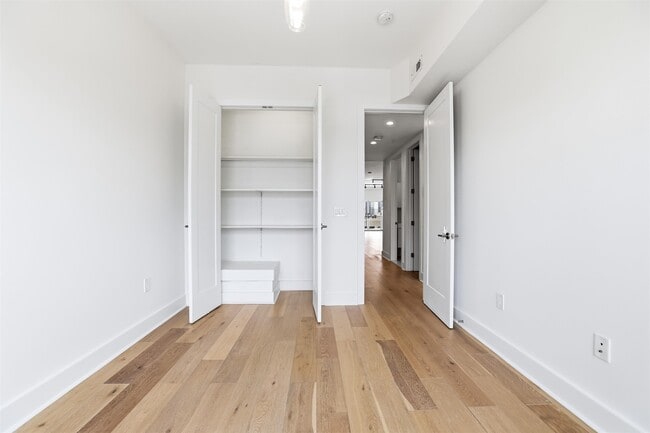 Building Photo - 194 Cambridge Ave