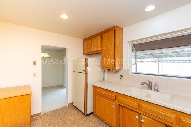 Building Photo - 6232 Merced Lake Ave