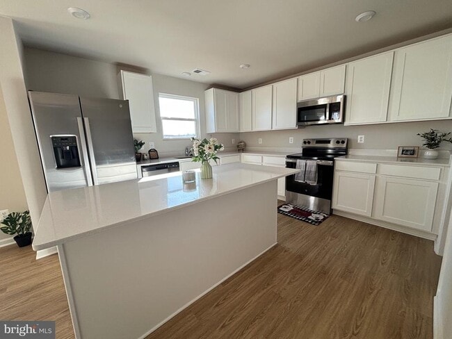 Building Photo - 36 Patterson Rd