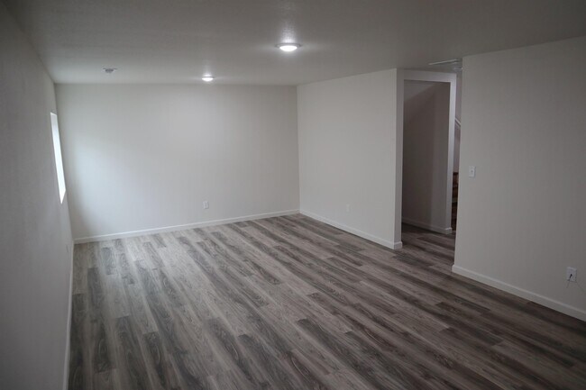 Building Photo - 13609 E Pawnee St