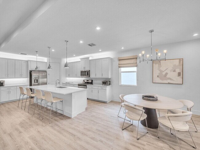 Building Photo - 11724 SW Aquila Wy