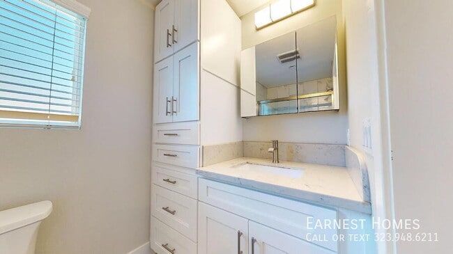 Building Photo - 7051 1/2 White Oak Avenue-