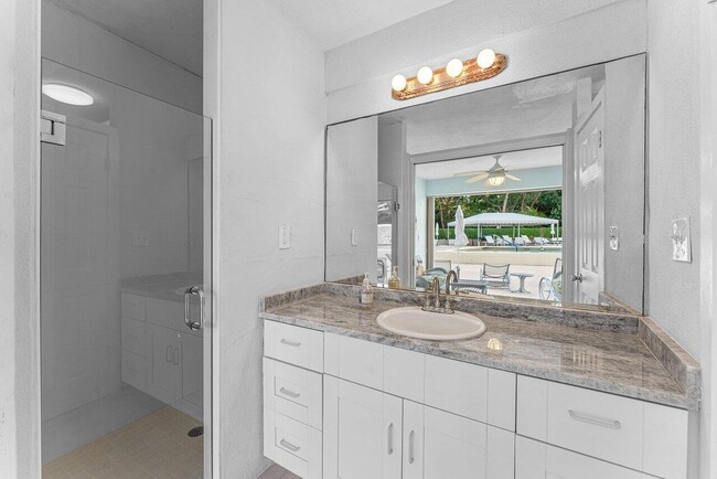 Building Photo - 2774 S Ocean Blvd