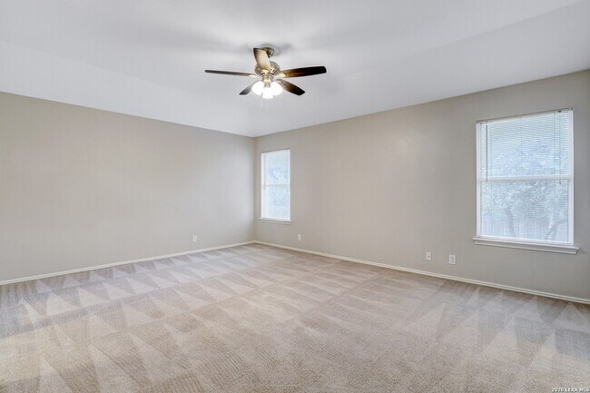 Building Photo - 1021 Lynx Bend