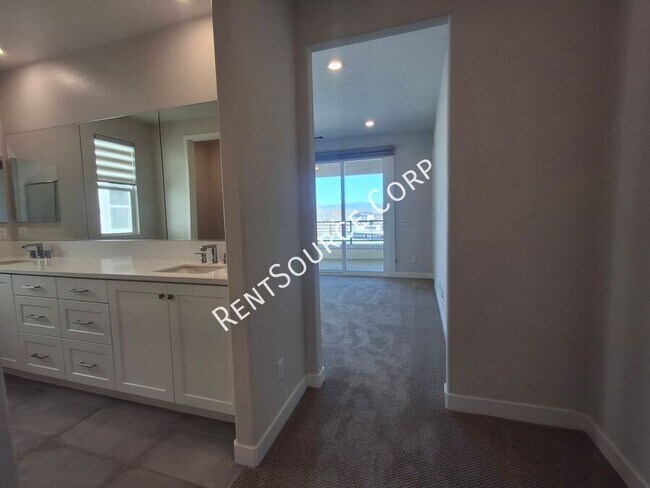 Building Photo - 27231 W Coyote Bush Ct