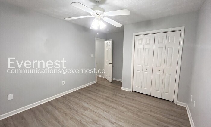Building Photo - 248 Bridgeport Ln