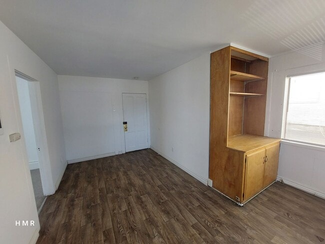 Building Photo - 4604 Durfee Ave