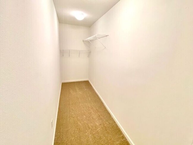 Building Photo - Cordova 3 Bedroom 2.5 Bath Home Houston Le...
