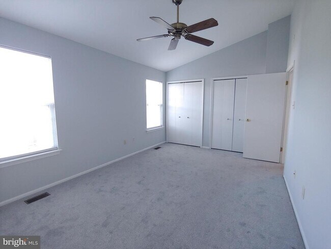 Building Photo - 2448 Winding Ridge Rd
