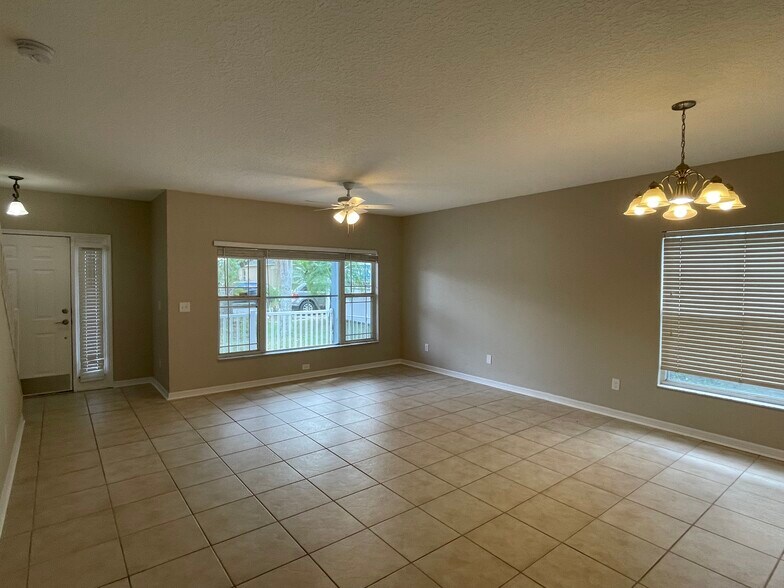 Building Photo - 4228 Boca Woods Dr