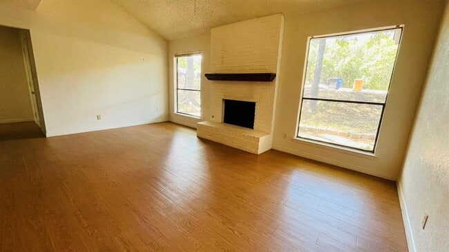 Building Photo - 3216 Tamarron Blvd