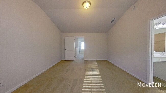 Building Photo - 7516 Mockernut Dr