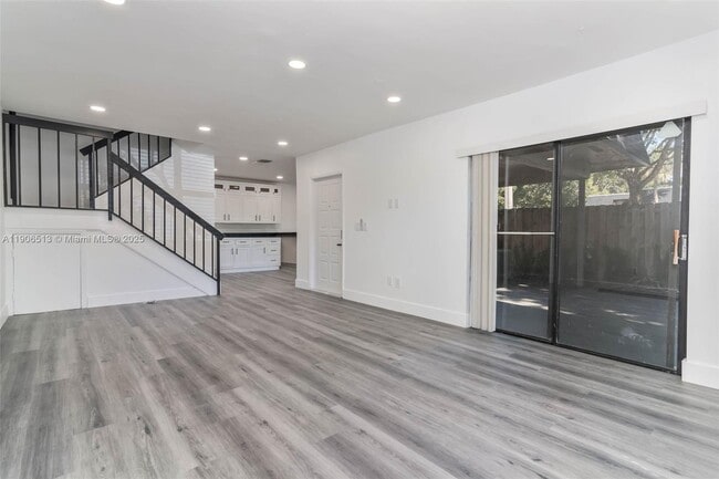 Building Photo - 14209 SW 94th Cir Ln