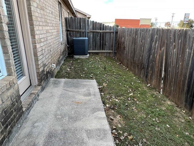 Building Photo - 121 Cambridge Dr