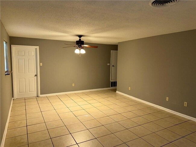 Building Photo - 4420 Arts St