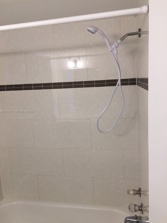 Building Photo - 4240 NW 79th Ave