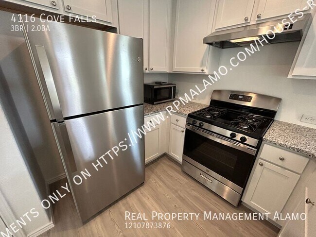 Building Photo - 4116 Cove Fls